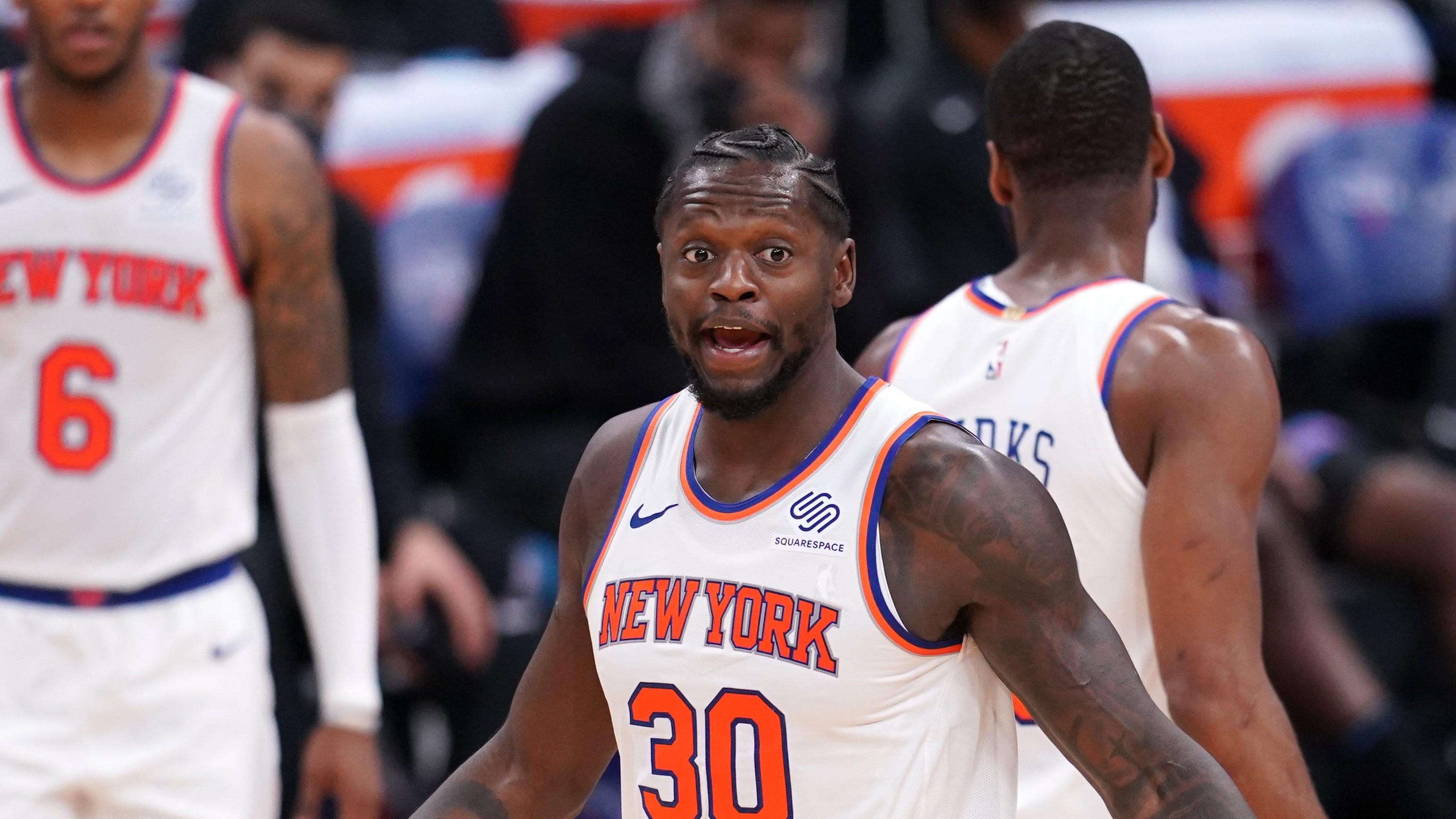 New York Knicks forward Julius Randle (30) reacts after making a basket while being fouled against the Sacramento Kings in the fourth quarter at the Golden 1 Center. / Cary Edmondson