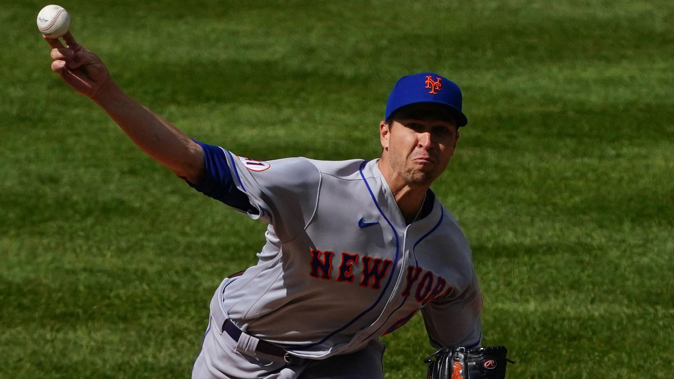 Apr 17, 2021; Denver, Colorado, USA; New York Mets starting pitcher Jacob deGrom (48) delivers a pitch in the second inning against the Colorado Rockies at Coors Field. / Ron Chenoy-USA TODAY Sports