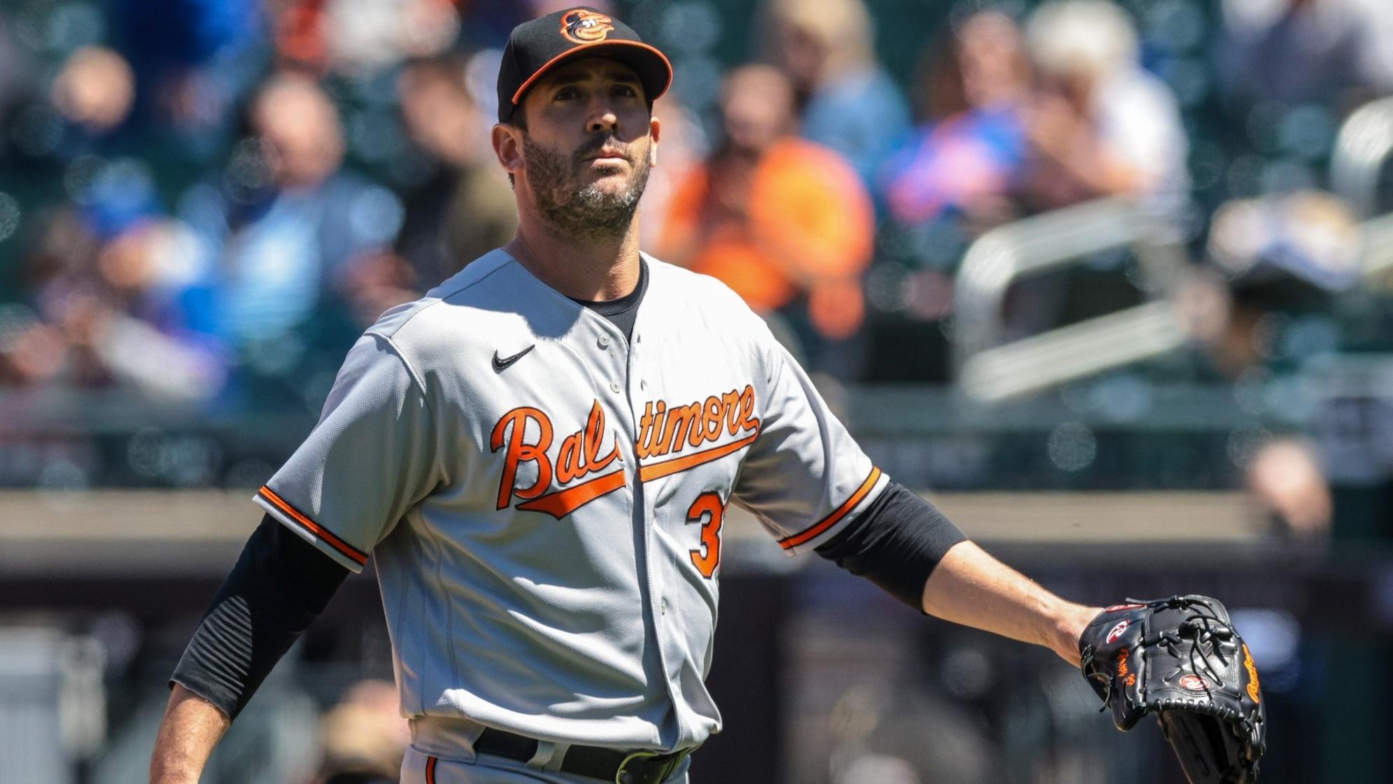 May 12, 2021; New York City, New York, USA; Baltimore Orioles starting pitcher Matt Harvey (32) looks up while walking off of the field during the fifth inning against the New York Mets at Citi Field. / Vincent Carchietta-USA TODAY Sports