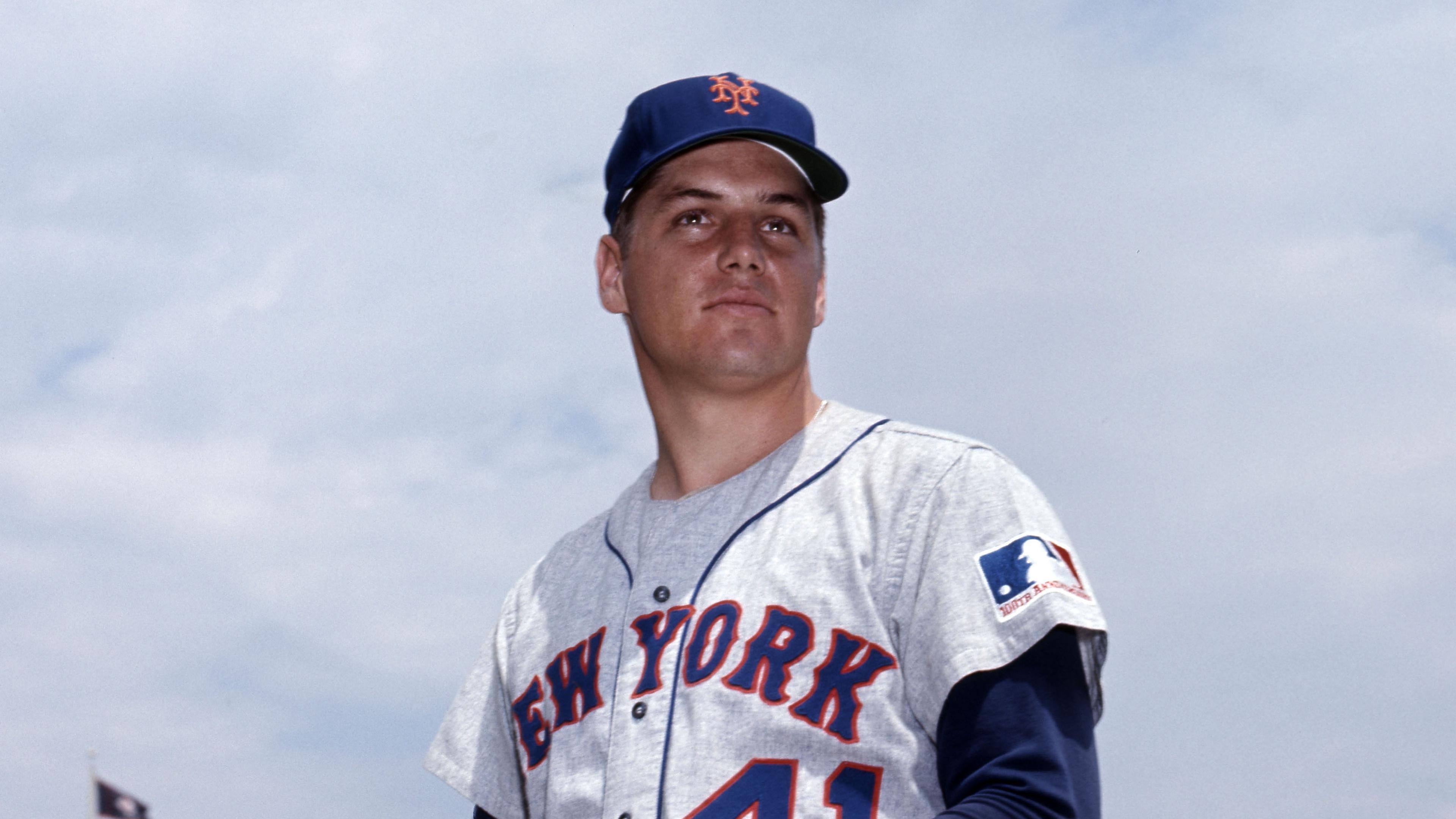 New York Mets pitcher Tom Seaver(41) poses for a portrait at Crosley Field / Malcolm Emmons-USA TODAY Sports