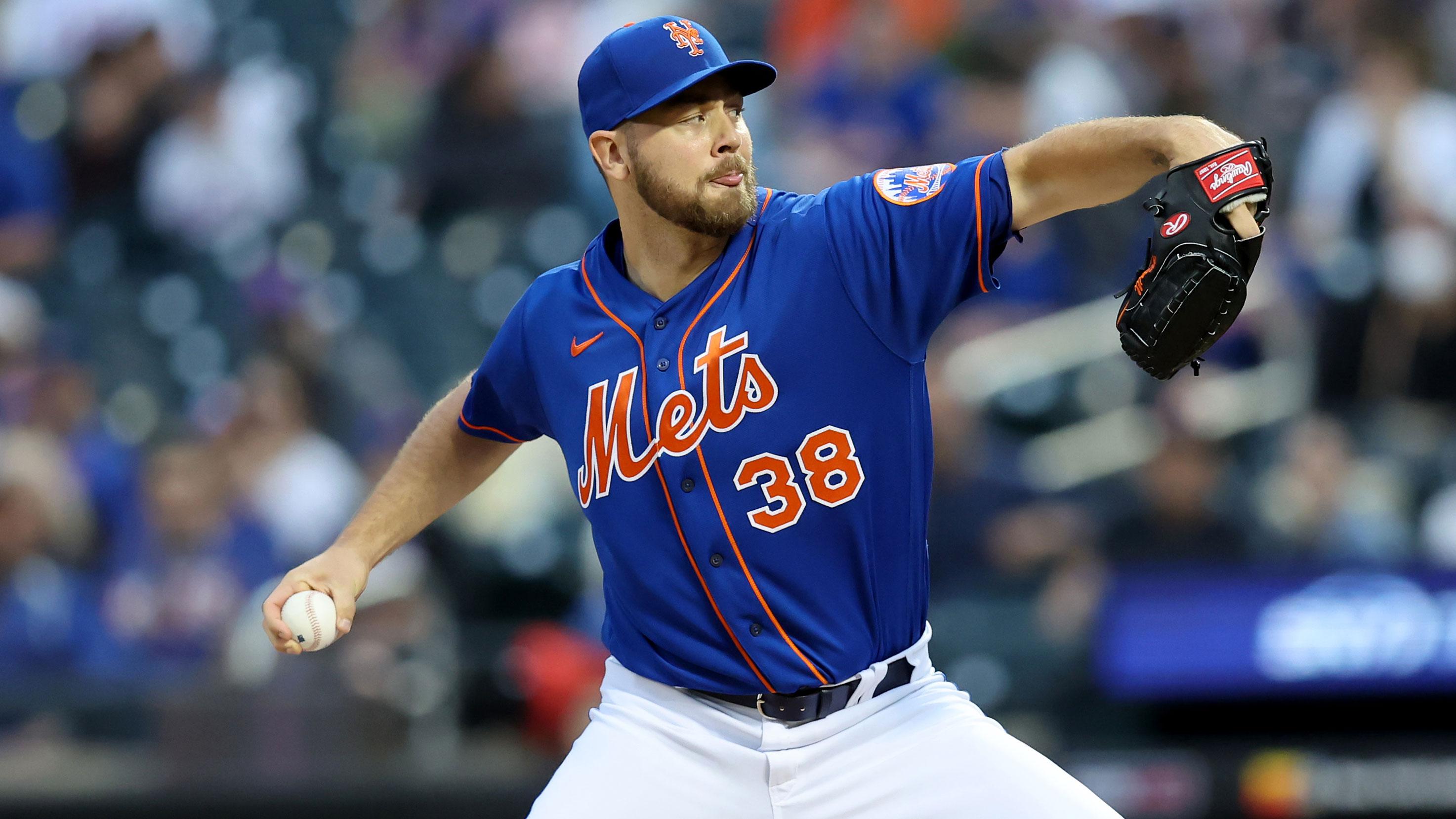 Jun 16, 2022; New York City, New York, USA; New York Mets starting pitcher Tylor Megill (38) pitches against the Milwaukee Brewers during the second inning at Citi Field. / Brad Penner-USA TODAY Sports